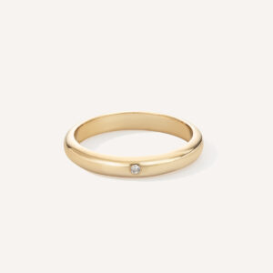 Aliança de 3mm minimalista feita a mão em ouro 18k com diamantes para casamentos